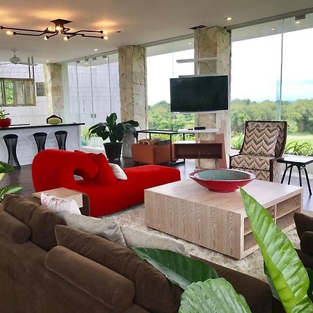 New Kuta Golf / Ocean Villa Uluwatu  Exterior photo
